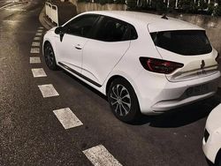 Blanc Utilisé 2022 Renault Clio V Business Berline | 13 000 €