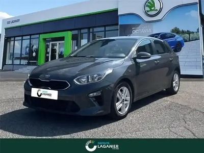 Gris foncé Occasion 2019 Kia Ceed Citadine | 14 990 € (Bon prix)