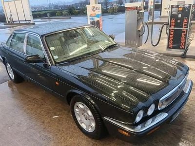 Occasion Jaguar XJ8 243 ch (178 kW) 2000 Noir Berline