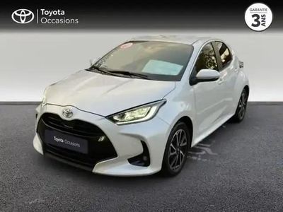 Blanc lunaire (n) Occasion 2022 Toyota Yaris Design Berline | 16 980 € (Prix juste)