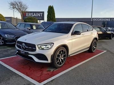 Blanc Occasion 2019 Mercedes 300 AMG line Berline | 37 490 €