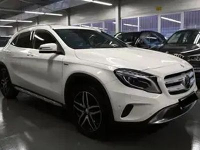 Mercedes GLA200