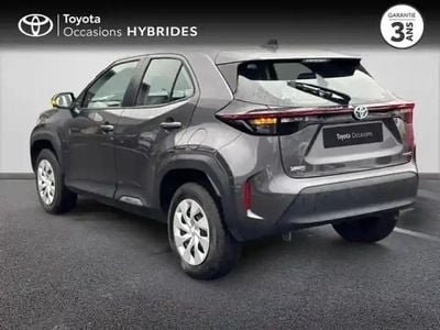 Gris atlas métallisé Occasion 2023 Toyota Yaris Cross SUV | 20 990 € (Bon prix)
