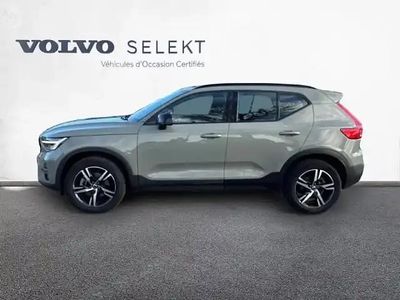 Vert Occasion 2024 Volvo XC40 SUV | 33 900 € (Prix assez cher)