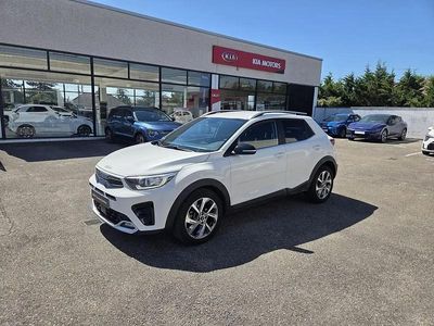 Blanc Occasion 2023 Kia Stonic GT-Line SUV | 21 490 € (Prix juste)