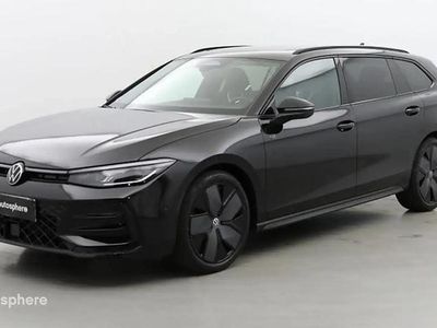 Noir Occasion 2024 VW Passat R-line Break | 40 499 €