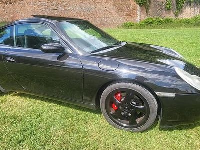 Noir Occasion 1998 Porsche 911 Carrera Coupé | 28 990 € (Prix assez cher)