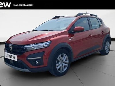 Rouge Occasion 2022 Dacia Sandero Comfort Citadine | 15 990 € (Prix assez cher)