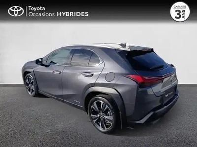 Gris titane métallisé Occasion 2022 Lexus UX 250h SUV | 25 990 € (Bon prix)