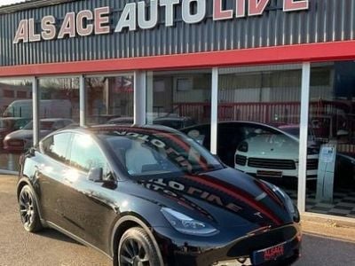 Noir Occasion 2024 Tesla Model Y Standard Range SUV | 32 490 € (Prix juste)