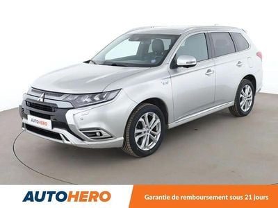 Gris Occasion 2021 Mitsubishi Outlander P-HEV Instyle SUV | 20 990 € (Prix juste)