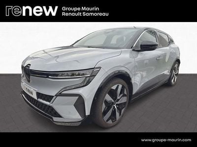 Gris rafale / toit noir étoilé Occasion 2025 Renault Megane E-Tech Techno SUV | 29 900 € (Prix assez cher)