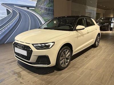 Occasion Audi A1 Sportback Design 95 ch (69 kW) 2026 Blanc glacier métallisé noir mythe métallisé Citadine