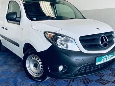 Mercedes Citan 109