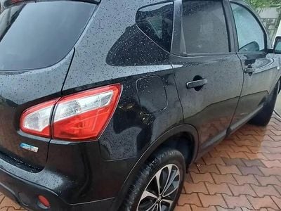 Noir Occasion 2012 Nissan Qashqai SUV | 10 500 € (Prix cher)
