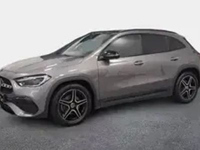 Mercedes GLA220