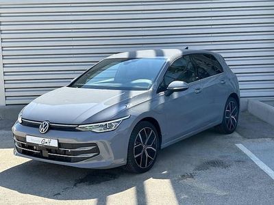 Gris Occasion 2024 VW Golf VIII Edition Berline | 37 100 € (Prix juste)