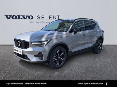 Argent magnétique Occasion 2025 Volvo XC40 Plus SUV | 43 900 € (Prix cher)