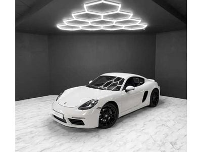 Porsche 718 Cayman