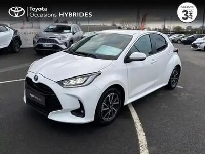 Occasion Toyota Yaris Hybrid Design 116 ch (85 kW) 2022 Blanc Berline