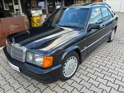 Noir Occasion 1987 Mercedes 190 Berline | 46 900 €