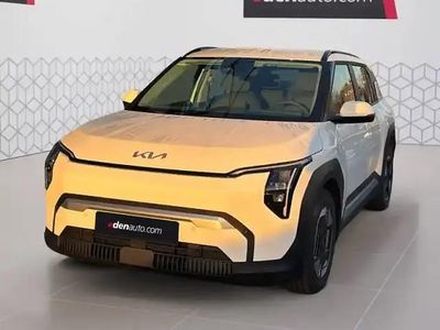 Clear white Occasion 2024 Kia EV3 SUV | 31 990 € (Super prix)