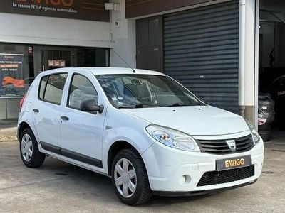 Occasion Dacia Sandero Ambiance 72 ch (52 kW) 2010 Blanc Berline