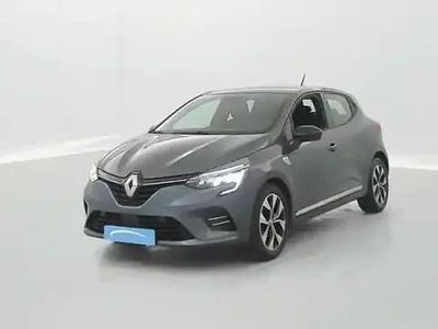 Gris titanium Occasion 2022 Renault Clio V LIMITED Berline | 14 170 € (Prix juste)