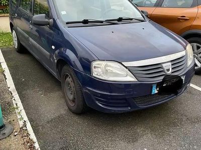 Occasion Dacia Logan MCV 68 ch (50 kW) 2010 Bleu Break
