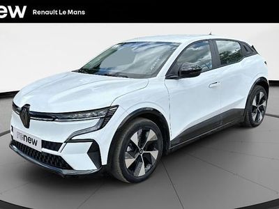 Blanc Occasion 2022 Renault Mégane Equilibre Berline | 18 490 € (Prix juste)