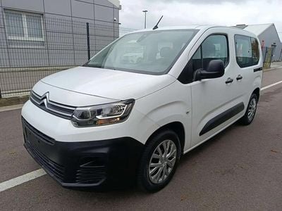 Blanc Occasion 2021 Citroën Berlingo Live Monospace | 10 250 € (Prix juste)