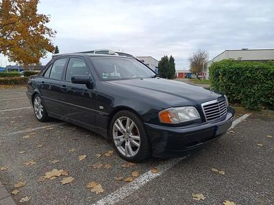 Occasion 2000 Mercedes C240 Berline | 7 300 €