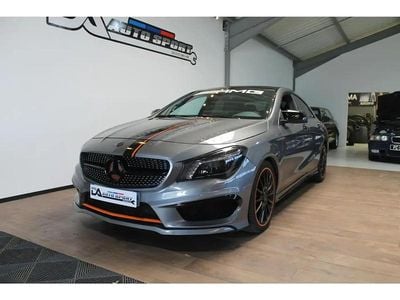 Gris Occasion 2015 Mercedes CLA250 Berline | 24 990 €