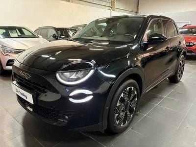 Noir Occasion 2025 Fiat 600 La Prima SUV | 20 990 € (Prix juste)