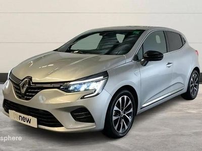 Gris Occasion 2023 Renault Clio V Techno Berline | 18 899 € (Prix juste)
