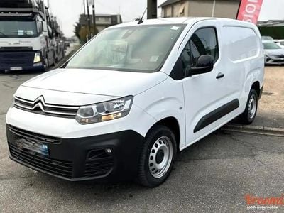 Noir Occasion 2022 Citroën Berlingo Start Monospace | 10 990 € (Prix juste)