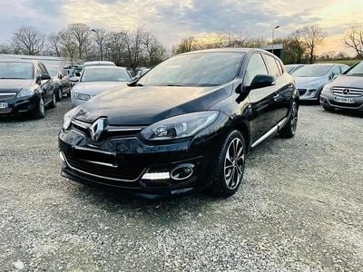 Noir Occasion 2015 Renault Mégane Bose Edition Berline | 9 390 € (Prix juste)