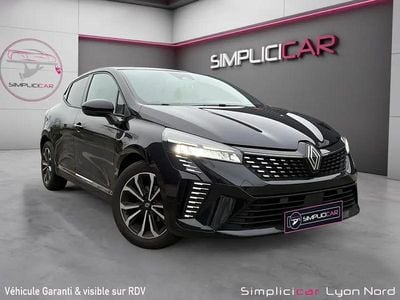 Noir Occasion 2024 Renault Clio V Techno | 16 980 € (Prix assez cher)