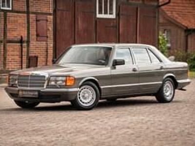 Gris Occasion 1985 Mercedes 500 Berline | 29 900 €