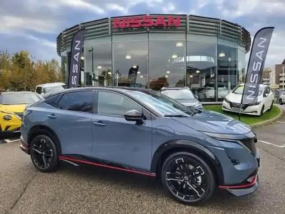 Gris shinobi toit noir métallisée Nouvelle 2025 Nissan Ariya Nismo SUV | 53 990 € (Prix juste)