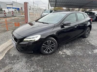 Occasion Volvo V40 Momentum 120 ch (88 kW) 2018 Berline