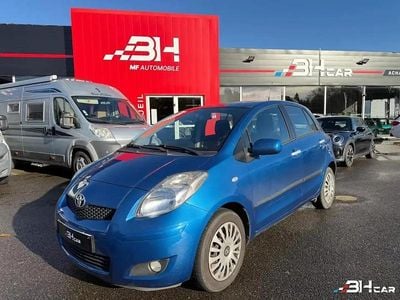Gris Occasion 2011 Toyota Yaris Berline | 6 990 € (Prix juste)