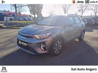 Gris météore métallisé Occasion 2024 Kia Stonic Active SUV | 18 290 € (Prix juste)