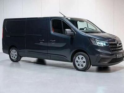 Gris Occasion 2023 Renault Trafic Monospace | 26 950 € (Bon prix)
