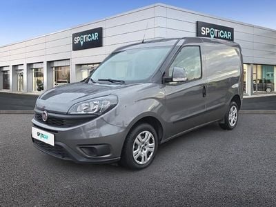 Gris foncé Occasion 2021 Fiat Doblò Lounge Monospace | 14 880 €