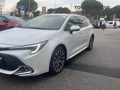 Occasion 2023 Toyota Corolla Design Break | 28 500 € (Prix assez cher)