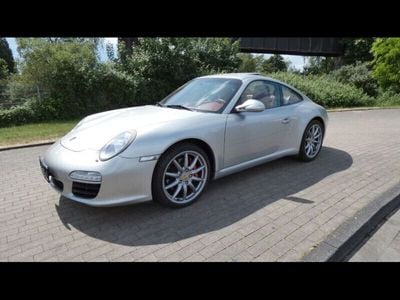 Porsche 911 Carrera