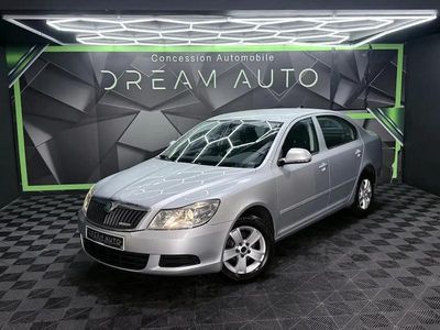 Gris Occasion 2011 Skoda Octavia Elegance Berline | 6 990 €