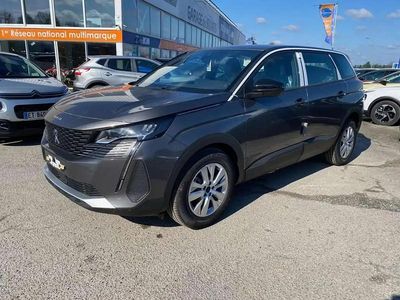 Gris Occasion 2023 Peugeot 5008 Active SUV | 27 980 € (Prix assez cher)