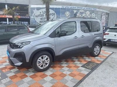 Gris Nouvelle 2025 Peugeot Rifter Allure Monospace | 25 880 € (Prix juste)